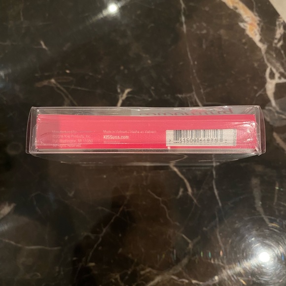 Kiss blooming Fake Lashes - Picture 2 of 5